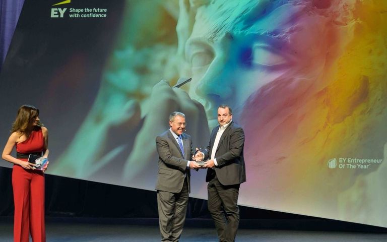 O Χάρης Βαφειάς αναδείχθηκε EY «Επιχειρηματίας της Χρονιάς» Ελλάδος 2025
