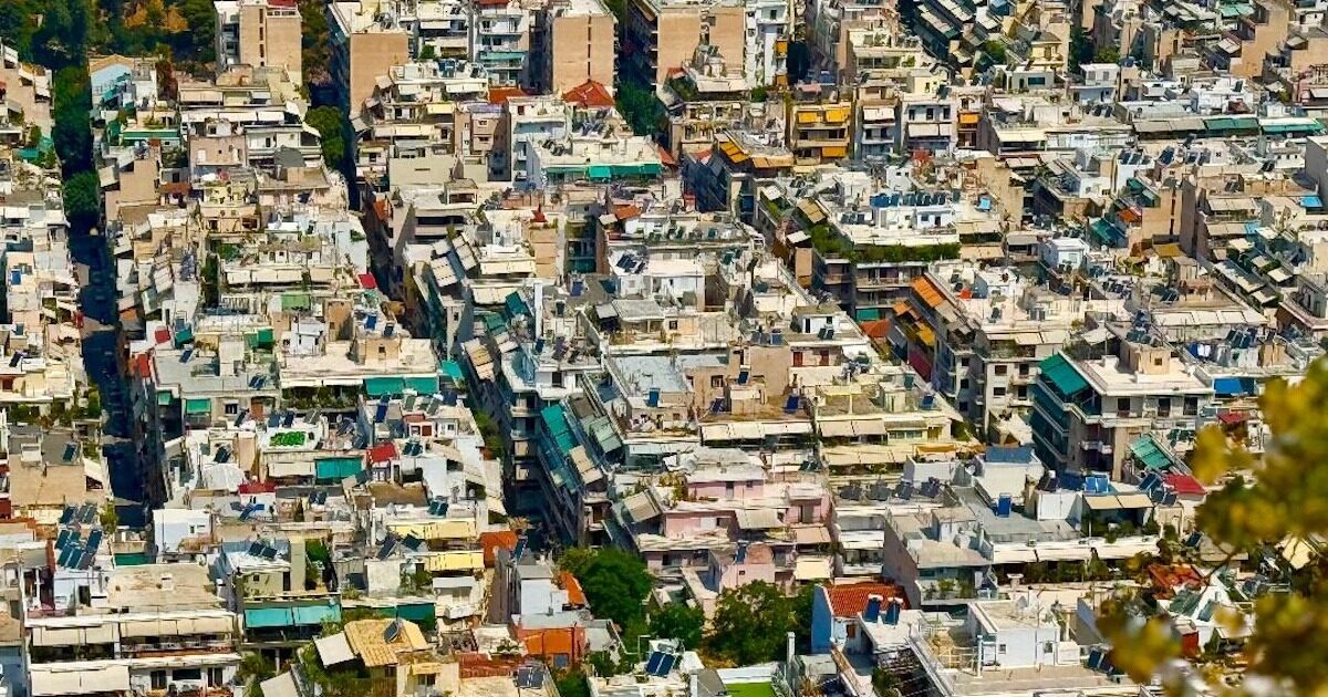 Ο «χάρτης» του φετινού ΕΝΦΙΑ: Ξεπέρασε τα 782 δισ. ευρώ η ακίνητη περιουσία των Ελλήνων – Στα 2,3 δισ. ευρώ ο φόρος