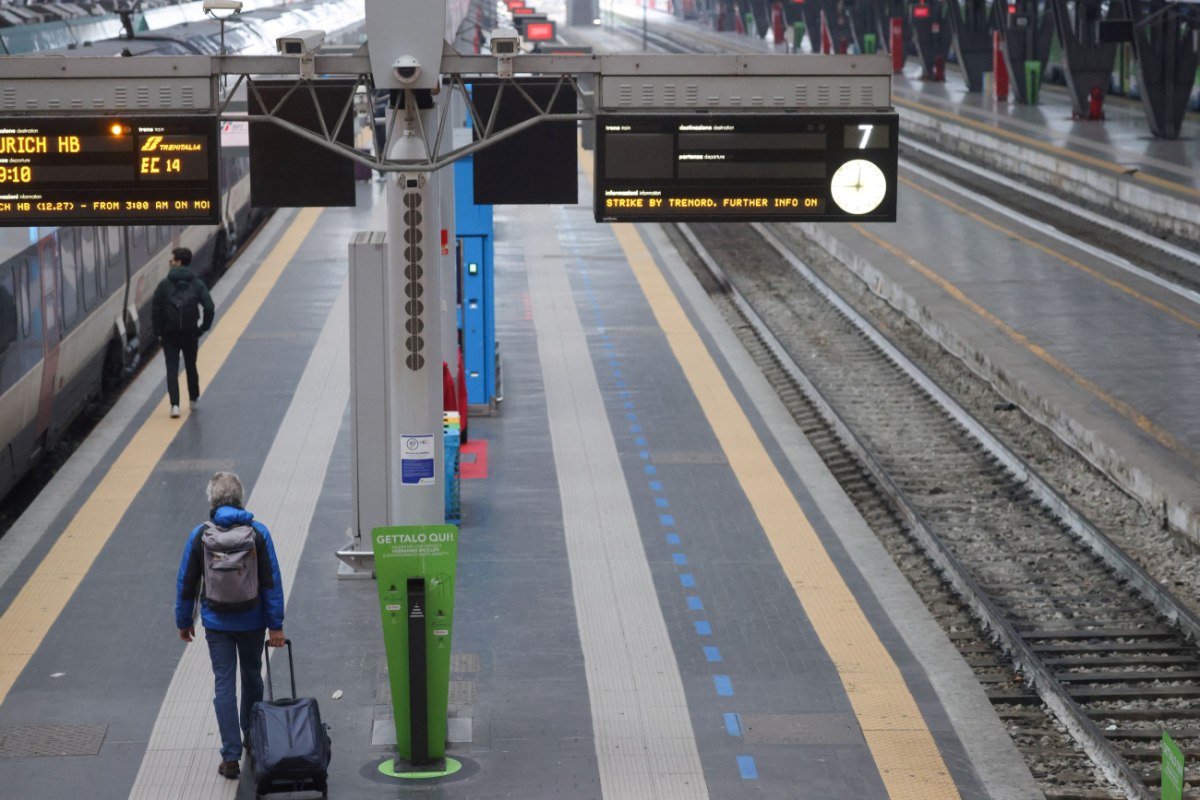 Eπανέρχονταιστο από σήμερα τα δρομολόγια του Προαστιακού στο τμήμα Αεροδρόμιο – Άνω Λιόσια – Αεροδρόμιο