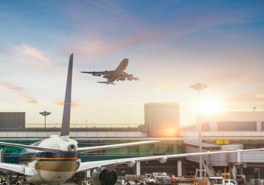 FT: Αντιμέτωπα με ελλείψεις καυσίμων αεροσκαφών τα ευρωπαϊκά αεροδρόμια