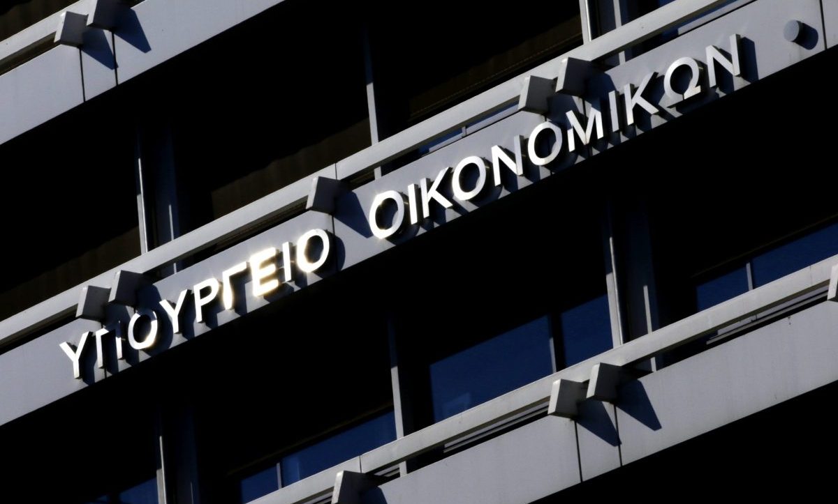 Η κρίση στη Μέση Ανατολή φέρνει ανατροπή στην ανάπτυξη – Πώς αλλάζει το οικονομικό τοπίο της Ελλάδας