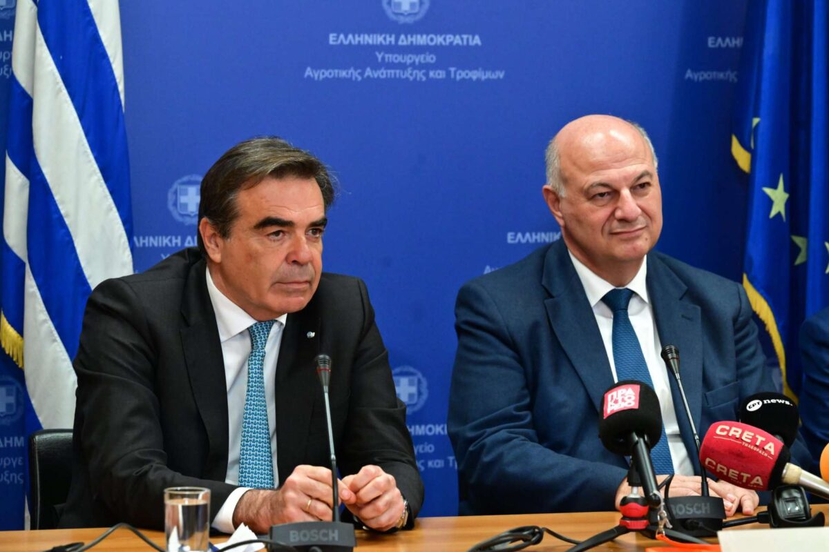 Σχοινάς: «Στόχος μας η συνολική αναδιάταξη του πρωτογενούς τομέα» – Τελετή παράδοσης-παραλαβής στο υπουργείο Αγροτικής Ανάπτυξης