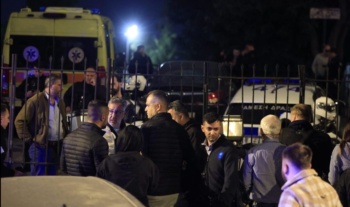 Νεκρός 25χρονος στον Άγιο Δημήτριο – Βρέθηκε μαχαιρωμένος στο πάρκο Ασυρμάτου