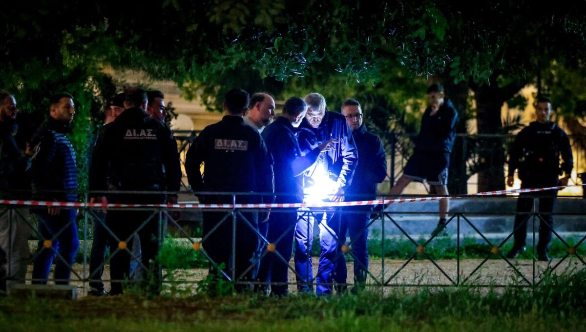 Άγιος Δημήτριος: Γιος υψηλόβαθμου αξιωματικού της ΕΛΑΣ ο νεκρός 25χρονος – Τι εξετάζουν οι Αρχές