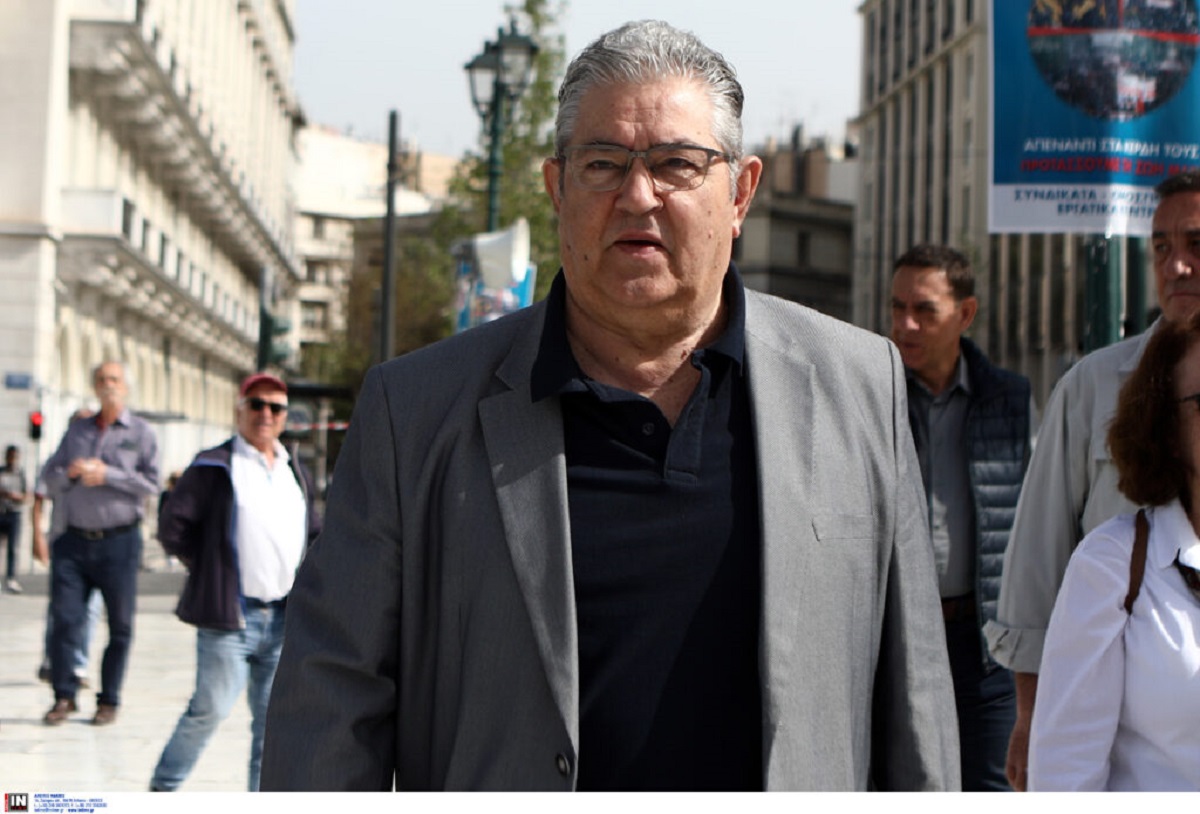 Δ. Κουτσούμπας: «Σε έναν κόσμο που φλέγεται, η λαϊκή σπίθα που σιγοκαίει να γίνει πυρκαγιά Ανάστασης Λαών»