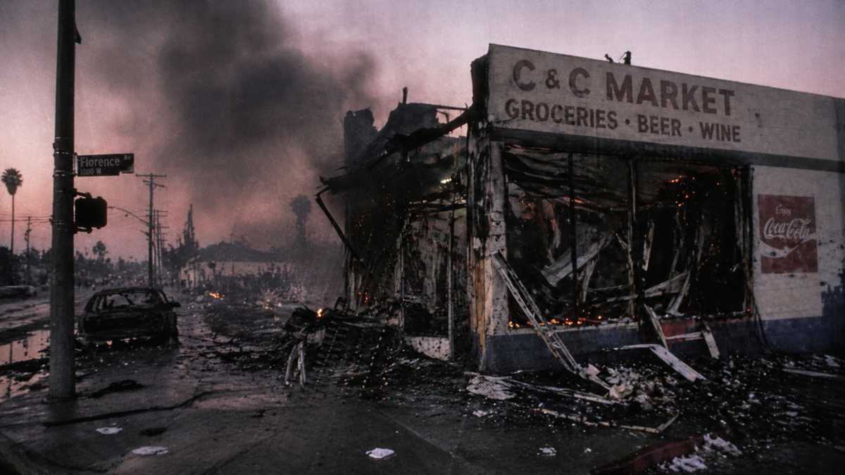 Λος Άντζελες: Η οργή στους δρόμους και το βαρύ κόστος