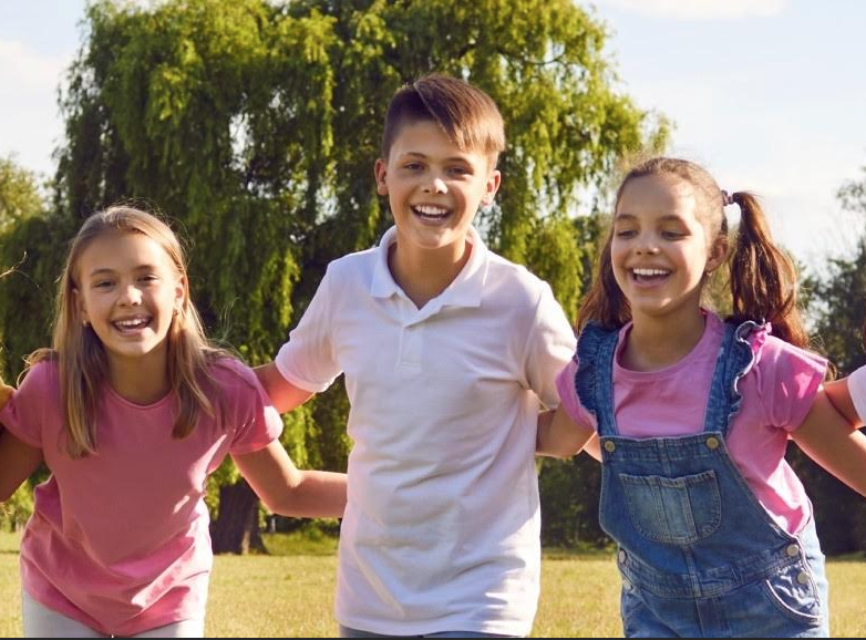 Μεγαλώνοντας υγιή παιδιά: Από τα τα εμβόλια έως τις καθημερινές συνήθειες