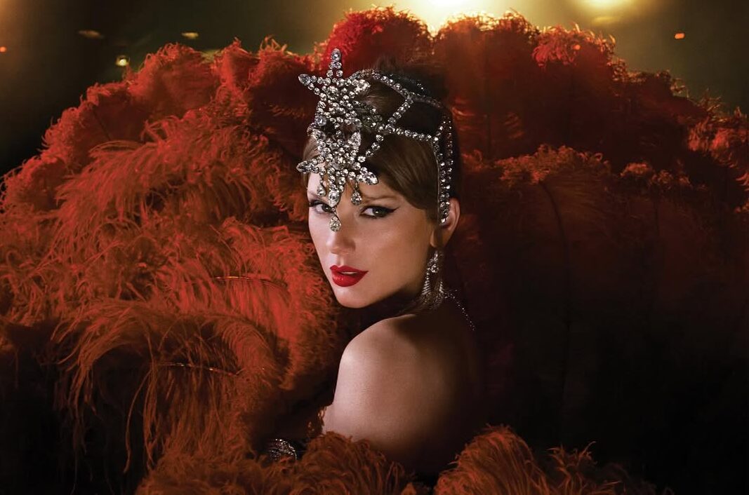 Η Taylor Swift γράφει ιστορία με το τραγούδι «Elizabeth Taylor»