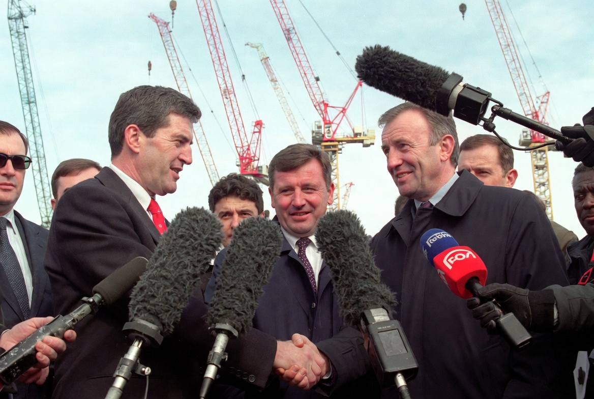 Η Συμφωνία της Μεγάλης Παρασκευής και το μακροοικονομικό μέρισμα της ειρήνης