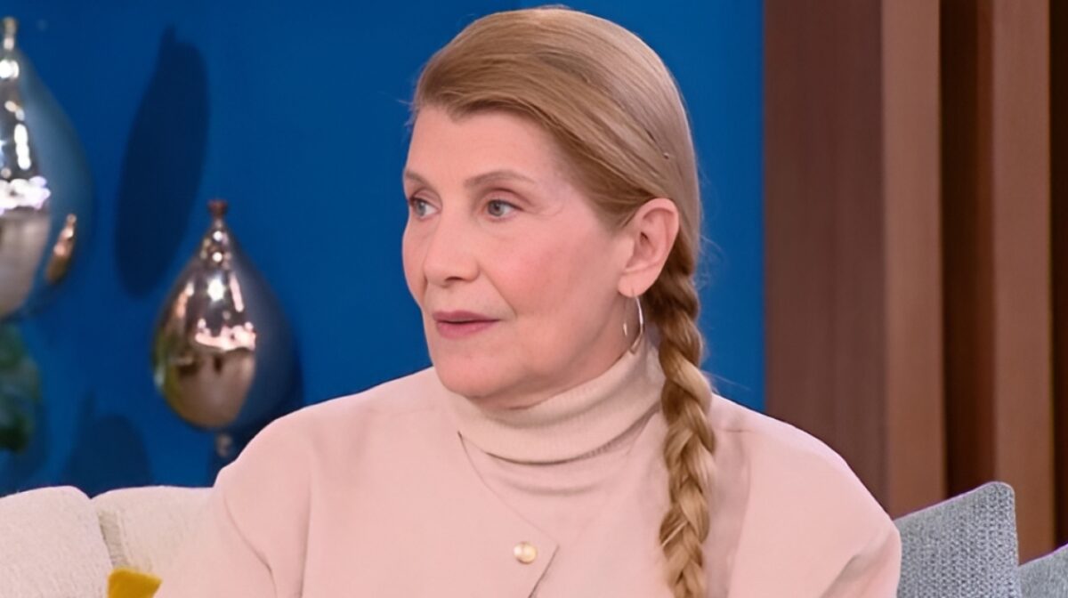 Αιμιλία Υψηλάντη: «Όλη αυτή η αυτοαναφορικότητα, που είναι στη μόδα, κάπου είναι ενοχλητική»