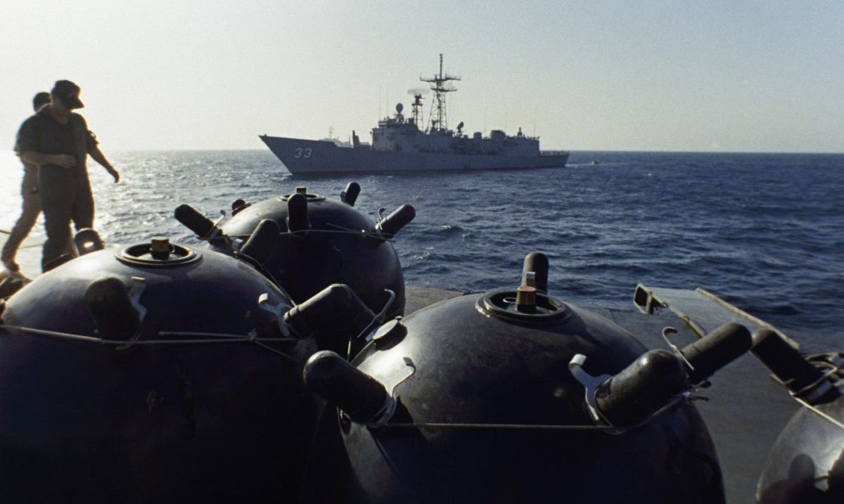 Πεντάγωνο: Θα χρειαστούν έξι μήνες για την απομάκρυνση των ναρκών στα Στενά του Ορμούζ