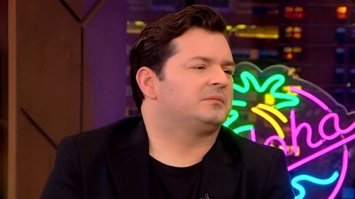 Ιωάννης Απέργης: «Τρώω φρίκες αν δεν έχω διαχειριστεί σωστά μια κατάσταση με τον γιο μου»