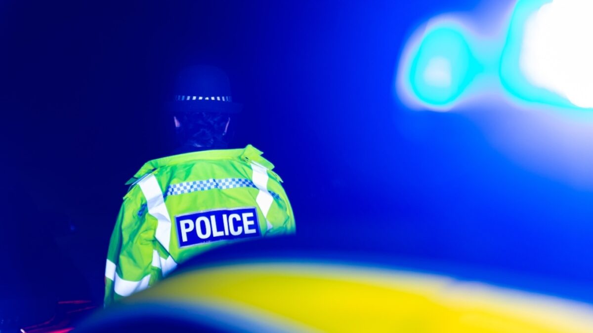 Βρετανία: Γυναίκα κατήγγειλε ομαδικό βιασμό έξω από εκκλησία μετά από έξοδο σε νυχτερινό κέντρο