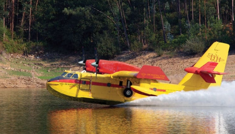 Το 2028 στην Ελλάδα τα δύο πρώτα νέα πυροσβεστικά αεροσκάφη τύπου Canadair