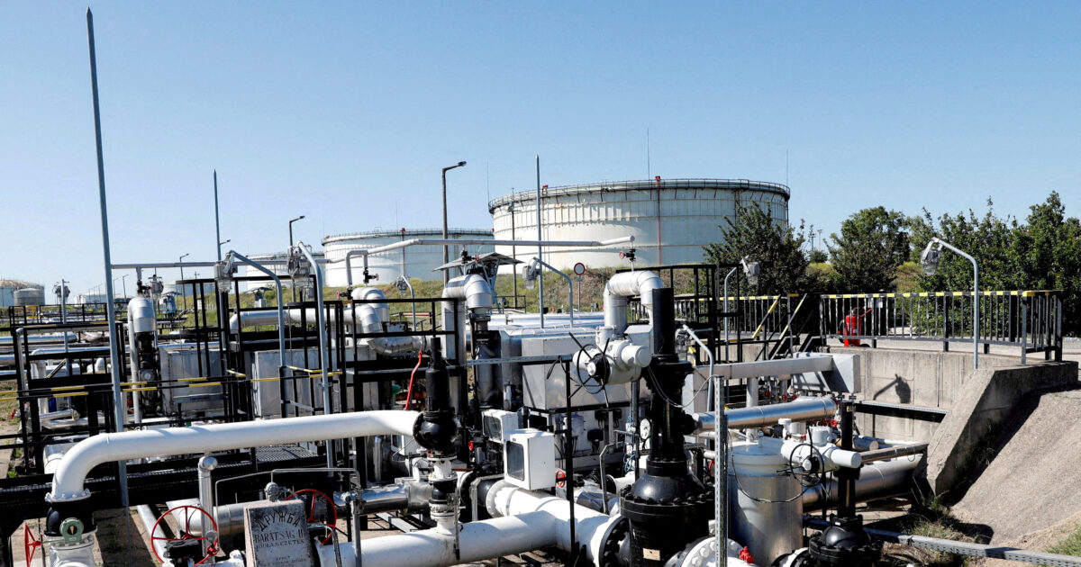 Reuters: Η Ρωσία θα διακόψει τις ροές πετρελαίου από το Καζακστάν προς την Γερμανία μέσω του αγωγού Druzhba