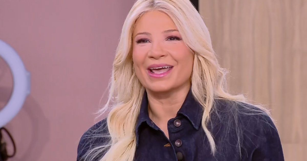 Φαίη Σκορδά: «Θα κρατήσω ένα σασπένς για το πού βρίσκεται» – Δεύτερη μέρα εκτός Buongiorno o Ουγγαρέζος