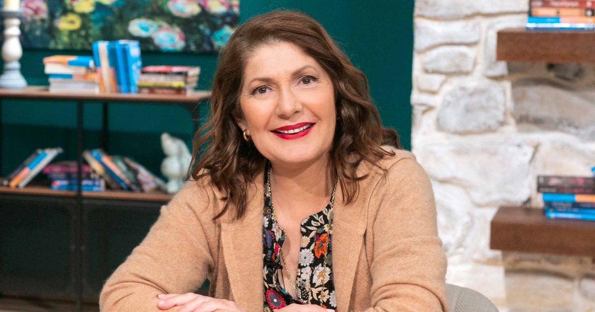 Μαρία Γεωργιάδου: «Χαίρομαι που για πρώτη φορά συνεργαζόμαστε με τον γιο μου, με έχει βοηθήσει πάρα πολύ η ματιά του»