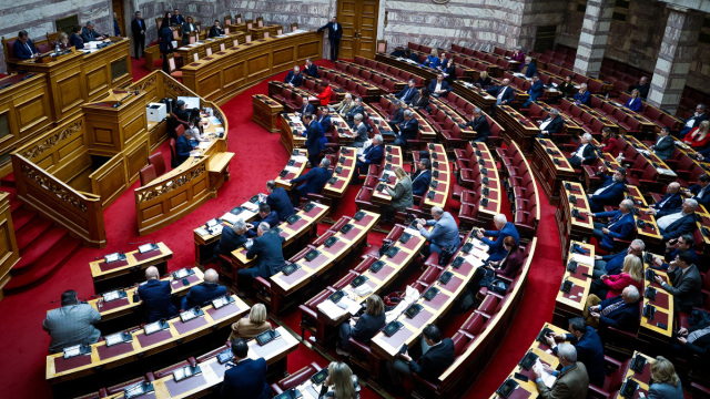 ΒΟΜΒΑ ΟΠΕΚΕΠΕ: Δικογραφίες «καίνε» 11 βουλευτές – Όλα τα ονόματα!