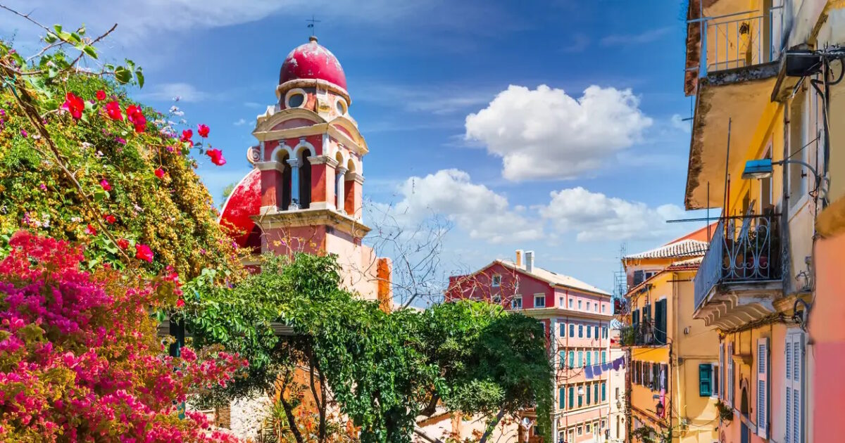 Πτώση 30% στα ταξίδια την περίοδο του Πάσχα αλλά και πληρότητες πάνω από 80% σε δημοφιλής προορισμούς