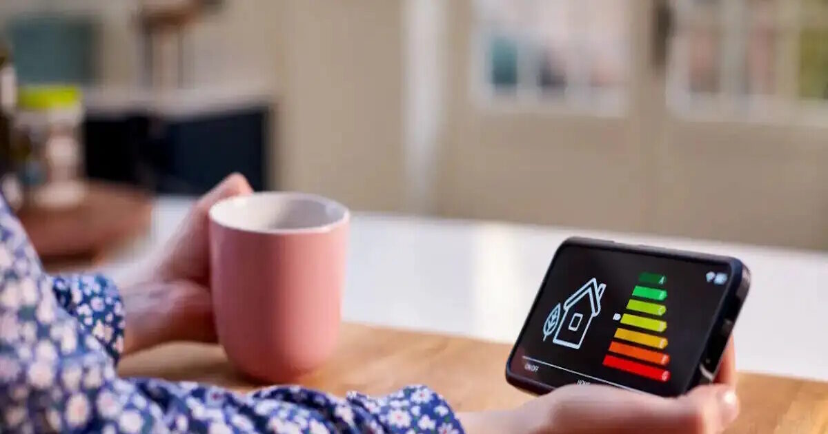 «Εξοικονομώ»: Παράταση μέχρι τέλος Ιουνίου για τα 3 προγράμματα και για το «Εξοικονομώ – Ανακαινίζω για Νέους»