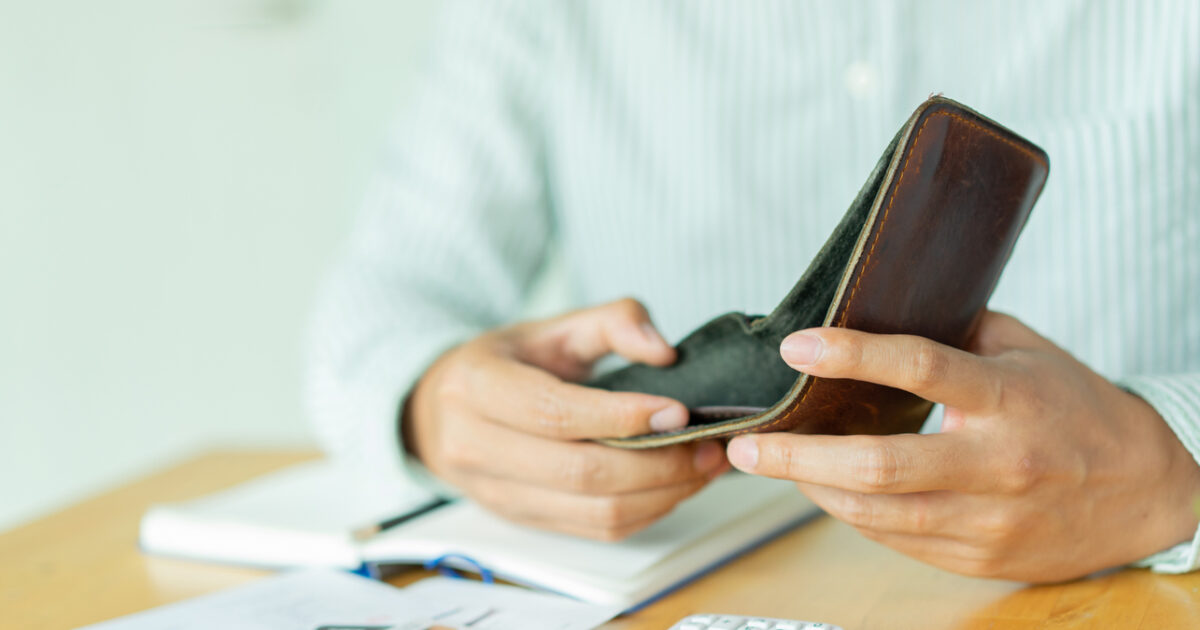 Διευρύνεται ο εξωδικαστικός και για μικρότερα χρέη και 300.000 νέους επιλέξιμους