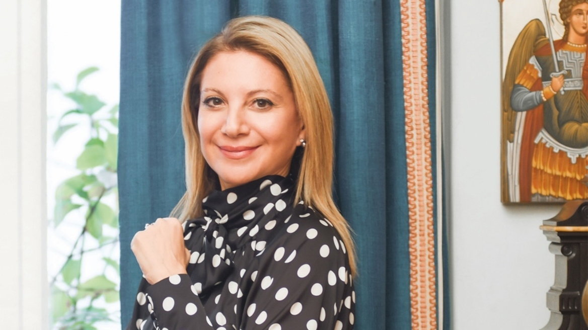 Ποιος επιχειρηματίας και ποιος εφοπλιστής στηρίζουν 100% Καρυστιανού