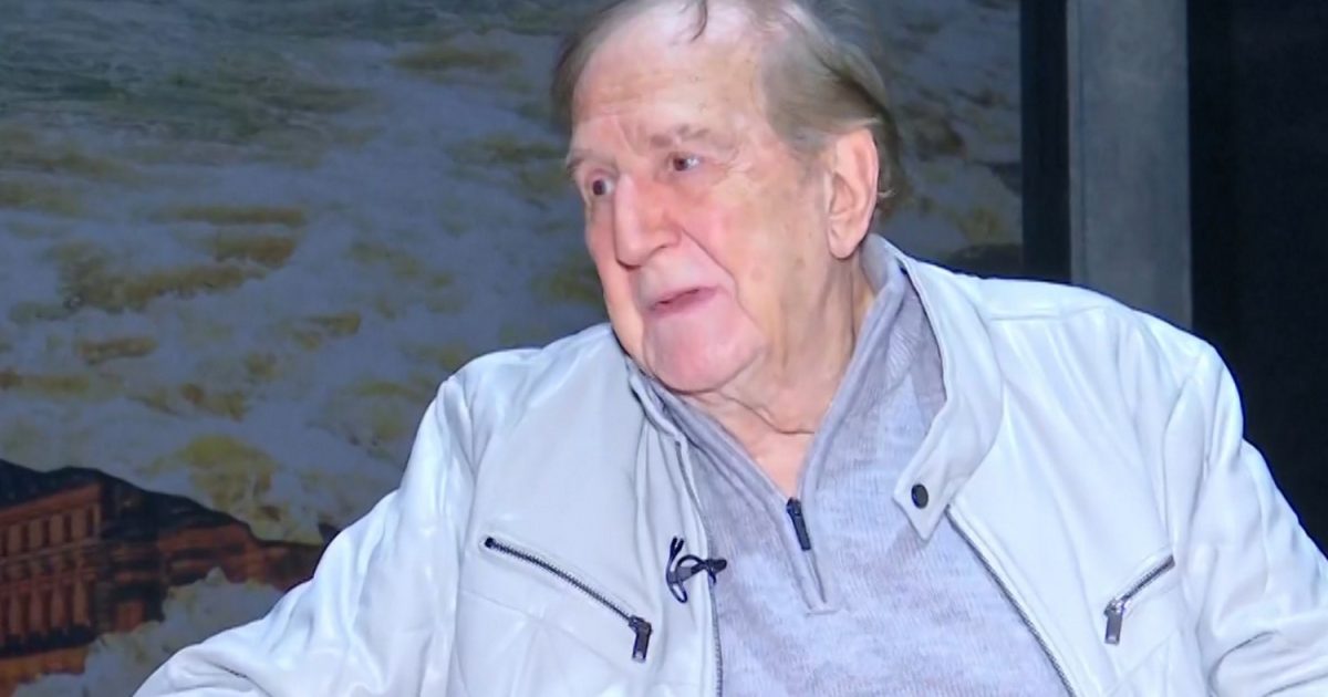 Γιώργος Κωνσταντίνου: «Ήμουν ένας έβδομος ηθοποιός και λόγω του προφιτερόλ με έβαλαν στην ταμπέλα»