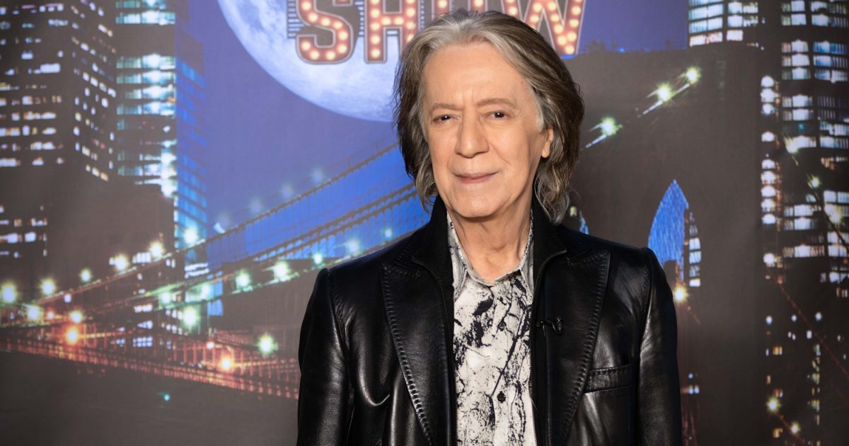 Κώστας Τουρνάς: «Η μουσική δεν κάνει πια επανάσταση – Σήμερα ζούμε τα χρόνια του “εγώ”»