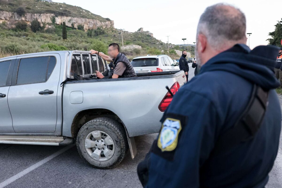 Γυναικοκτονία στην Κρήτη – Πυροβολήθηκε εξ επαφής η 43χρονη μέσα στο αυτοκίνητό της