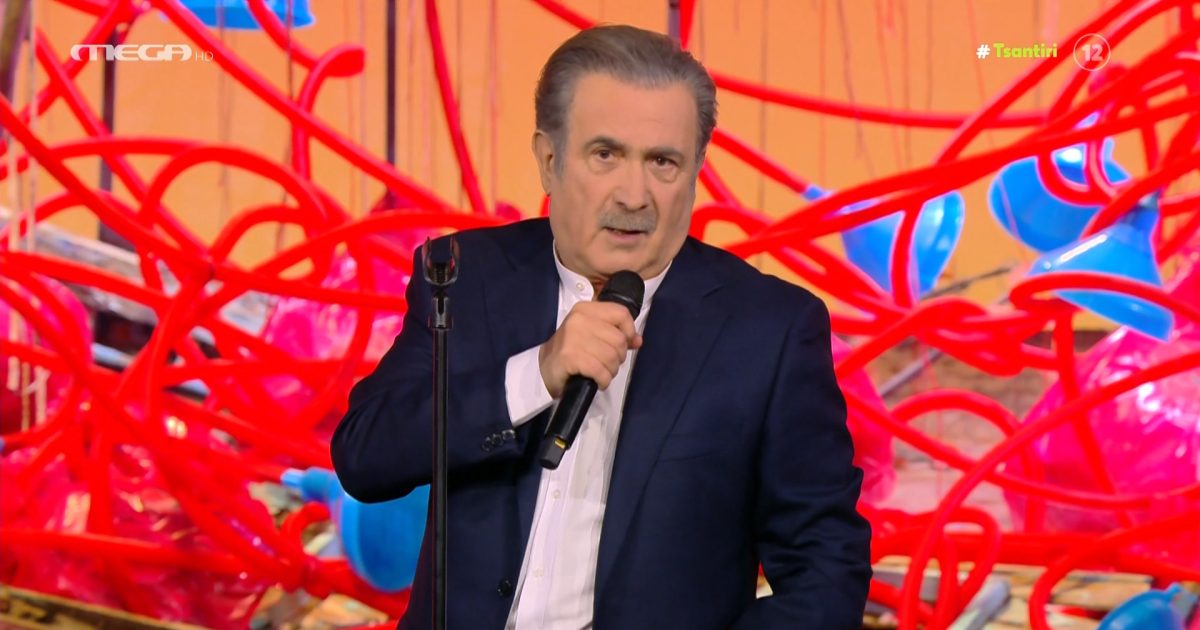 Λάκης Λαζόπουλος: «Είναι πολύ περίεργο να μένεις στη φωτογραφία ενώ έχουν φύγει οι άλλοι από αυτήν»