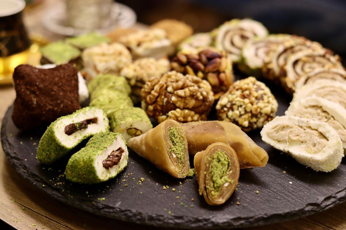 Εορτολόγιο: Ποιοι γιορτάζουν σήμερα Μεγάλη Δευτέρα 6 Απριλίου