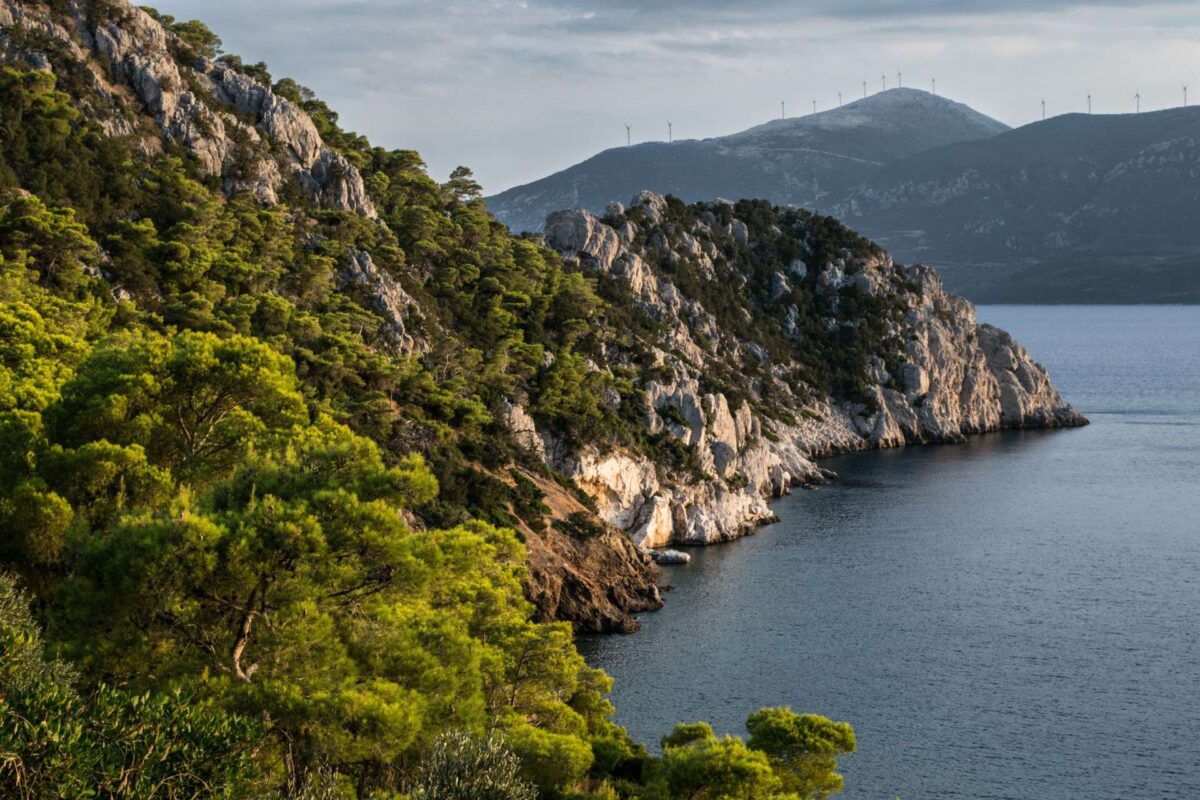 Απροσδόκητα ευρήματα για τα Μέθανα — Τα ελληνικά ηφαίστεια έχουν πολλά να αποκαλύψουν