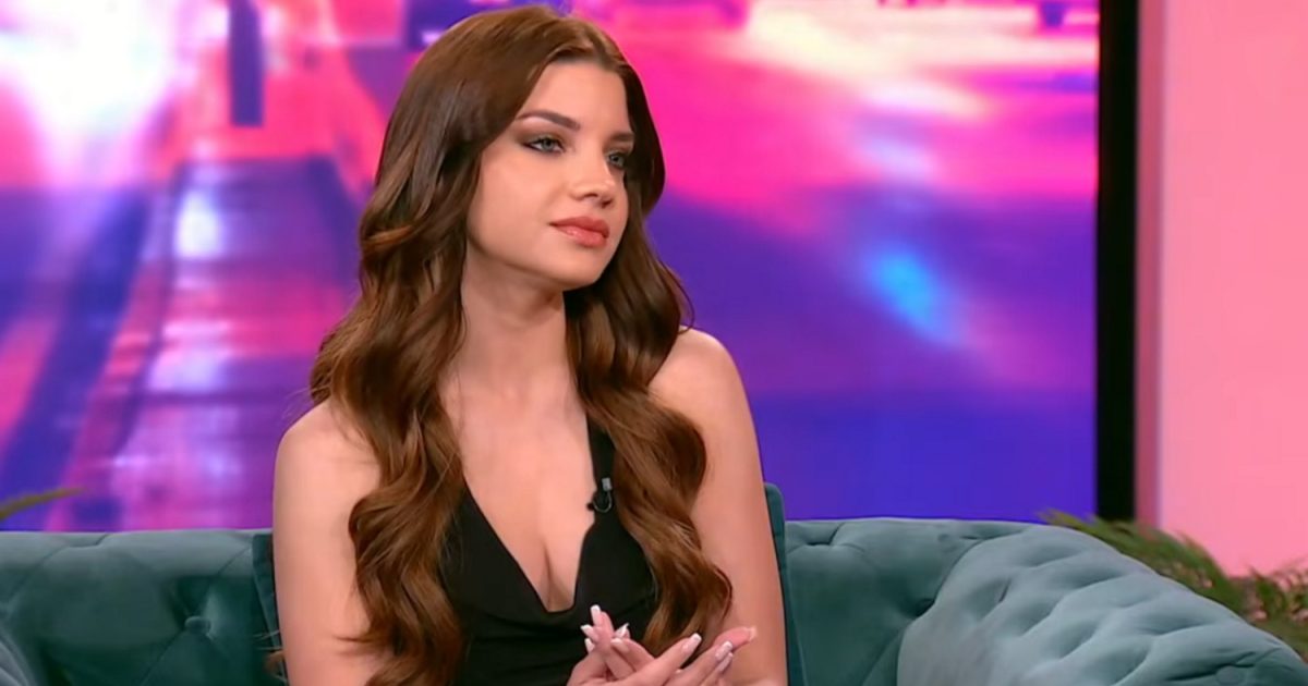 Μαρίλια Μητρούση: «Μου έλειπαν οι γονείς μου σαν παιδί, μετρούσα τις μέρες, ήταν δύσκολο»