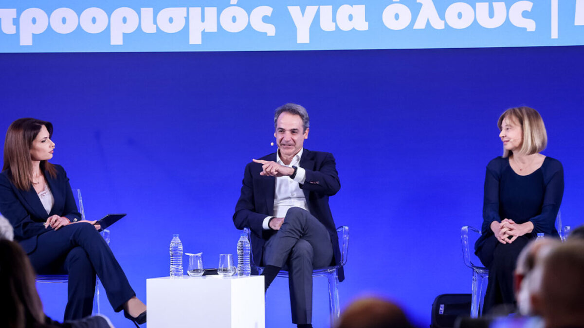 Μητσοτάκης: Κάποιοι θέλουν να μας γυρίσουν στο 1980, εμείς έχουμε σχέδιο για την Ελλάδα του 2030, δείτε live