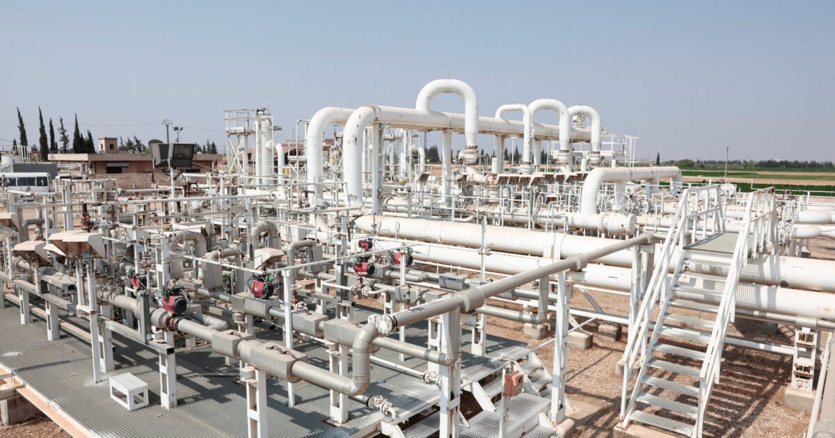 Τιμολόγια ρεύματος: Έβαλαν «πλάτη» οι πάροχοι τον Απρίλιο αλλά το άλμα του φυσικού αερίου στα 50 ευρώ συντηρεί ανησυχίες για το μετά