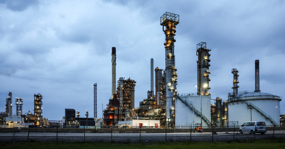 Πτώση στις τιμές πετρελαίου με φόντο την κατάπαυση πυρός στη Μέση Ανατολή