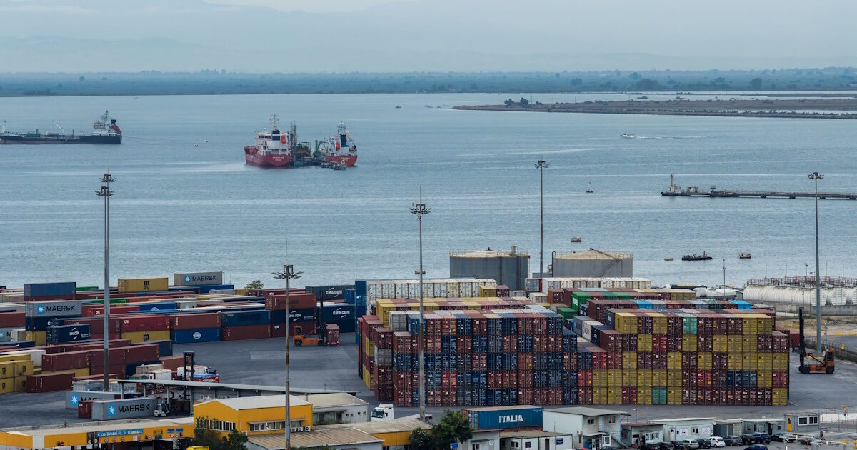 ΟΛΘ: Αυξημένα έσοδα και διακίνηση εμπορευματοκιβωτίων σε επίπεδα ρεκόρ το 2025