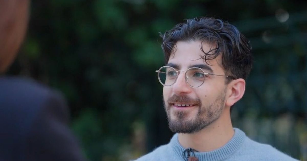 Papazó: «Έπαιζα ποδόσφαιρο σε υψηλό επίπεδο, αλλά σταμάτησα γιατί είχα έναν τραυματισμό στα 16»