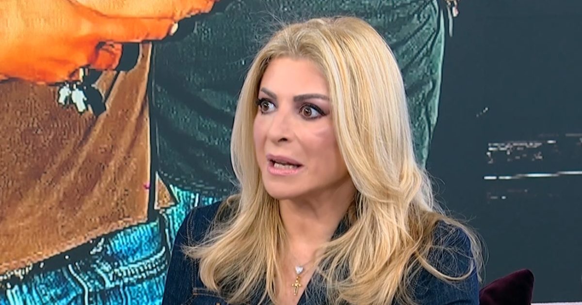 Χριστίνα Πολίτη: «Η μητέρα μου ήταν τόσο όμορφη που σταματούσαν τα αυτοκίνητα»