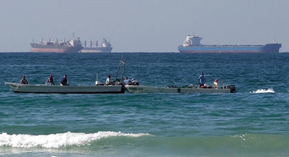 Wall Street Journal: Πώς επιχειρούν οι αμερικανικές δυνάμεις για τον αποκλεισμό των Στενών του Ορμούζ