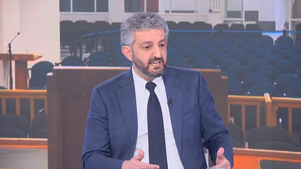 Σεβαστίδης: Kάποιοι δικηγόροι και συγγενείς δεν θέλουν να ξεκινήσει η δίκη για τα Τέμπη