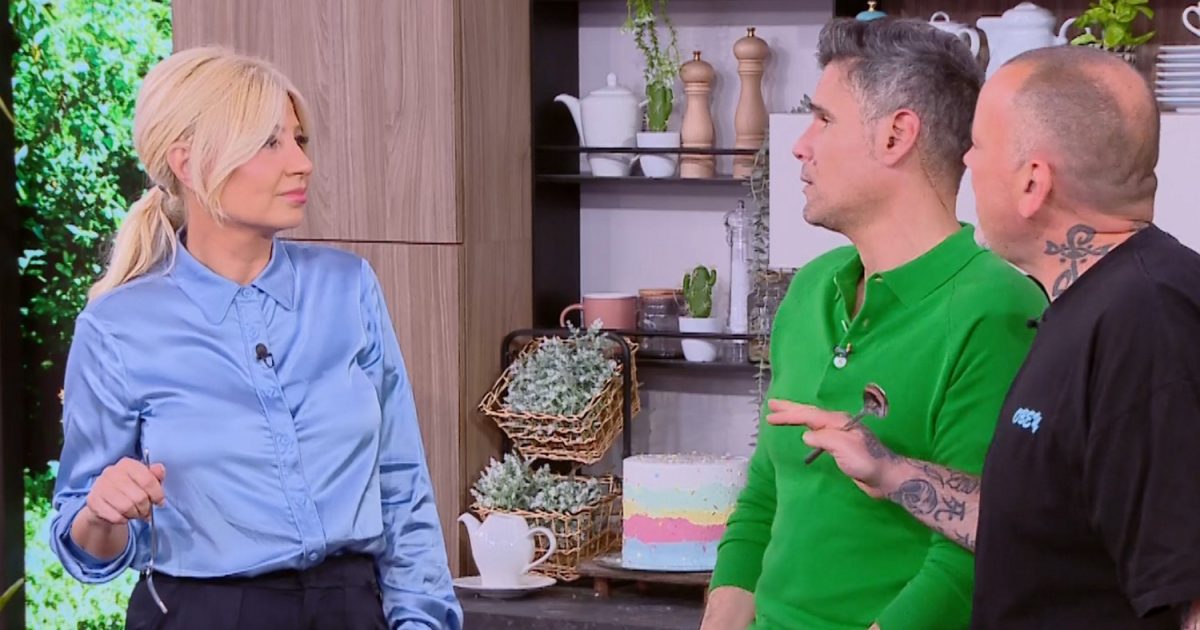 «Πάγωσε» η Φαίη Σκορδά με τον Δημήτρη Σκαρμούτσο: «Θα τον έλεγα μαλ…α, αλλά υπάρχει κι ένα όριο» – «Εγώ ντρέπομαι»