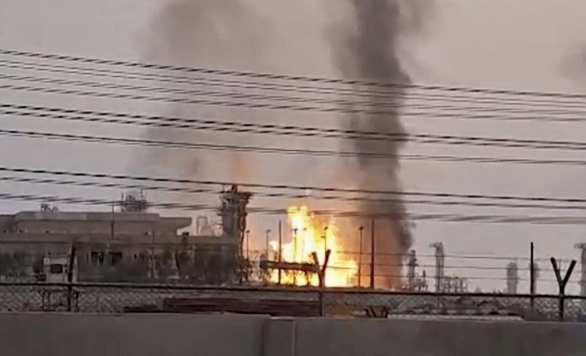 ΗΠΑ – Πρώην στρατηγός: Διοικητές ετοιμάζονται να παρακούσουν ως «παράνομες» τις εντολές Τραμπ για καταστροφή της πολιτικής υποδομής του Ιράν