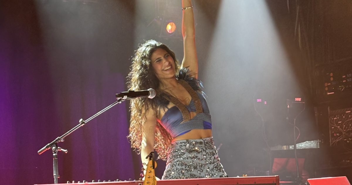 Μαρίνα Σπανού: Δυναμική εμφάνιση στο ιστορικό So36 στο Βερολίνο