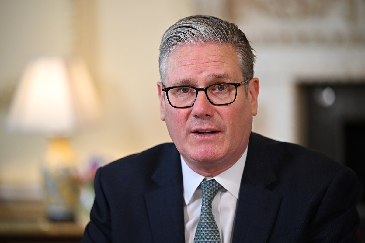 Υπόθεση Μάντελσον: Παρέμβαση Τραμπ, στην αντεπίθεση ο Ρόμπινς – Εντείνεται η πίεση στον Στάρμερ