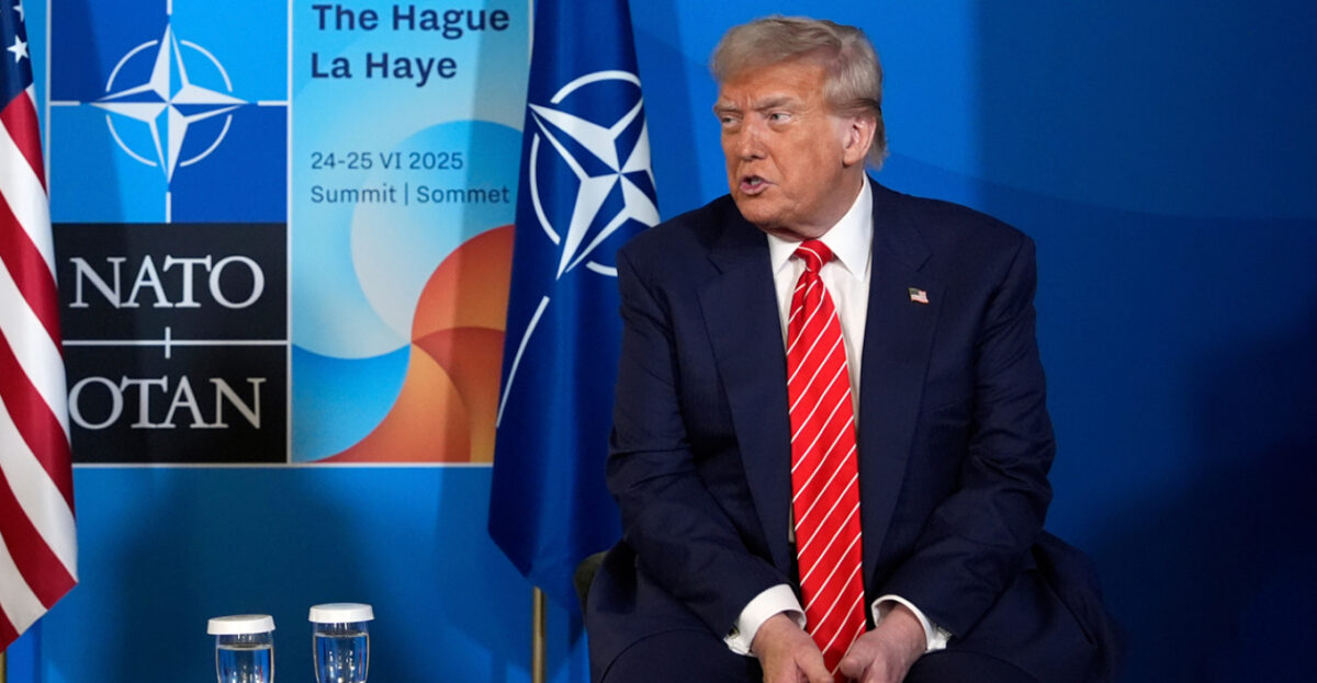 Το ΝΑΤΟ εξετάζει να «αραιώσει» τις συνόδους κορυφής εν μέσω αυξανόμενων εντάσεων με τις ΗΠΑ