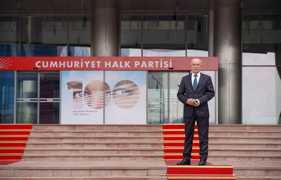 Συνελήφθη ο Ουμίτ Ερκόλ, επικεφαλής της αντιπολίτευσης στην Άγκυρα