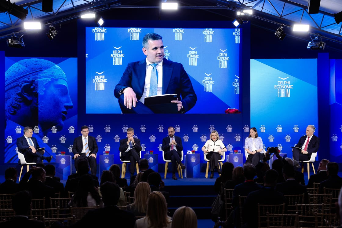 Η Ελλάδα, κόμβος διεθνών επενδύσεων