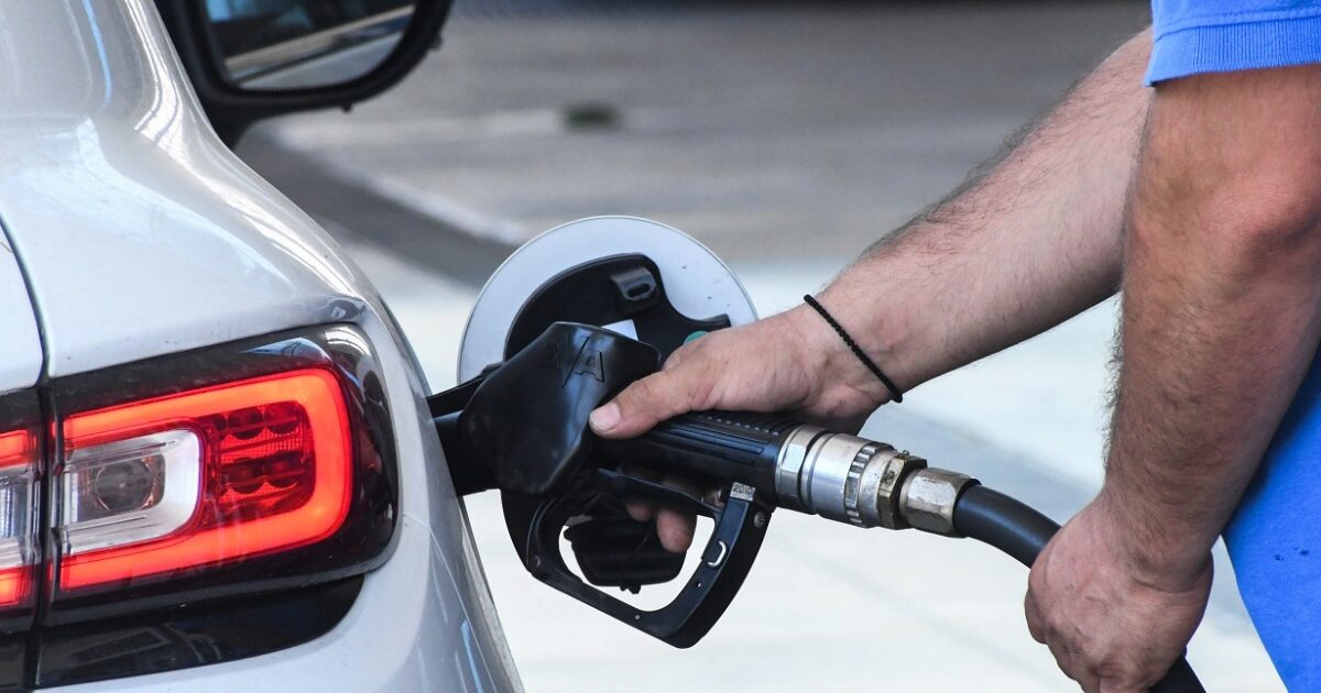 Fuel Pass 2026: Κλείνει σήμερα η πλατφόρμα των αιτήσεων – Τα κριτήρια για την επιδότηση