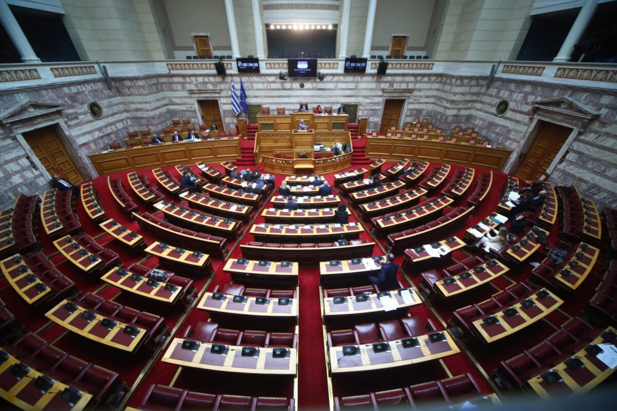 Η Μέση Ανατολή αλλάζει τον Προϋπολογισμό: αναθεώρηση προβλέψεων στις 30 Απριλίου – Παραμένει ισχυρή η ανάπτυξη της ελληνικής οικονομίας